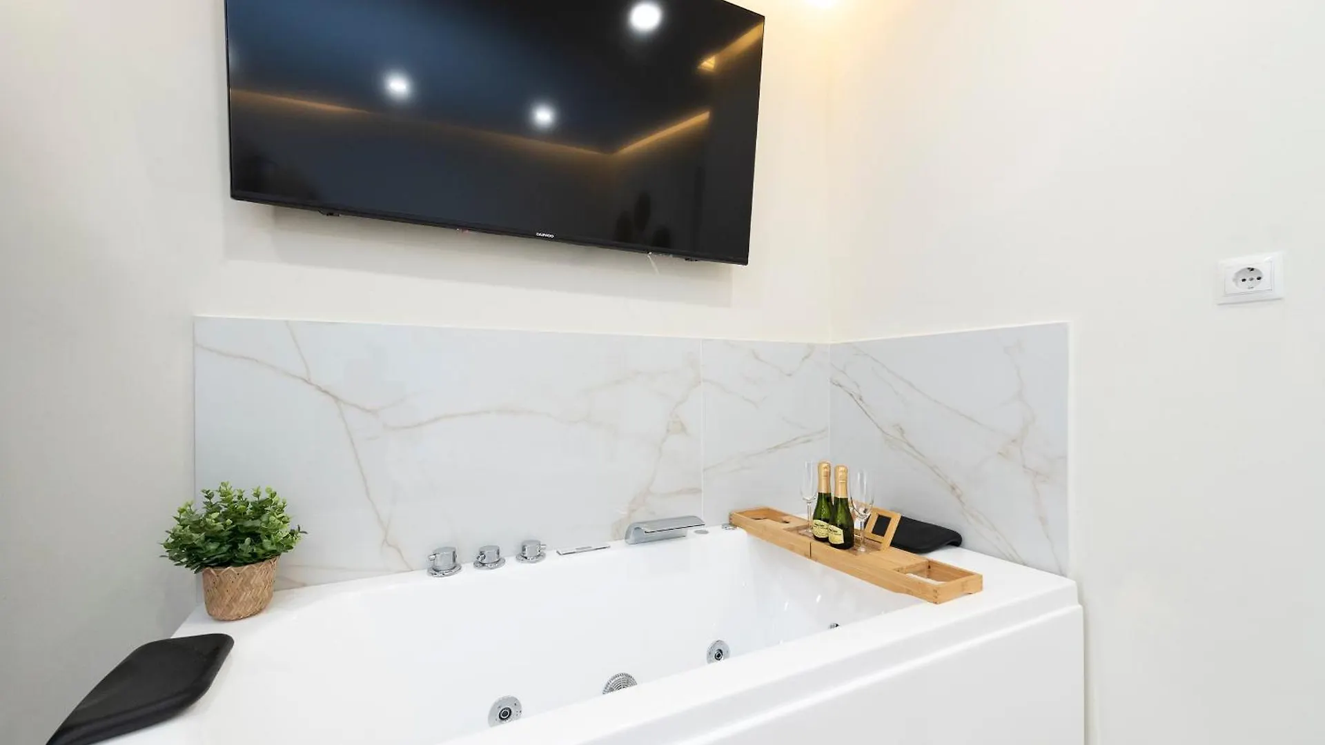 Exclusive Apartment Jacuzzi Malaga