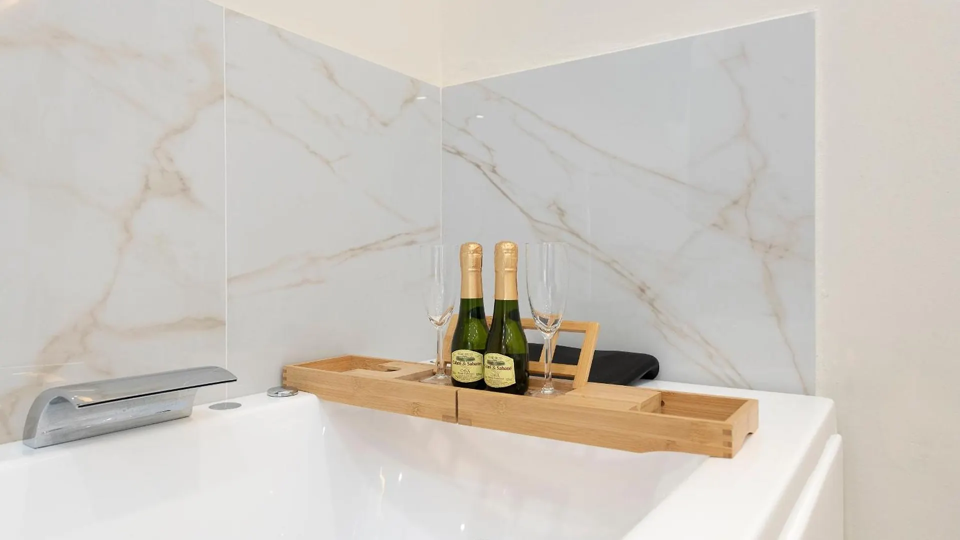 Exclusive Apartment Jacuzzi Màlaga